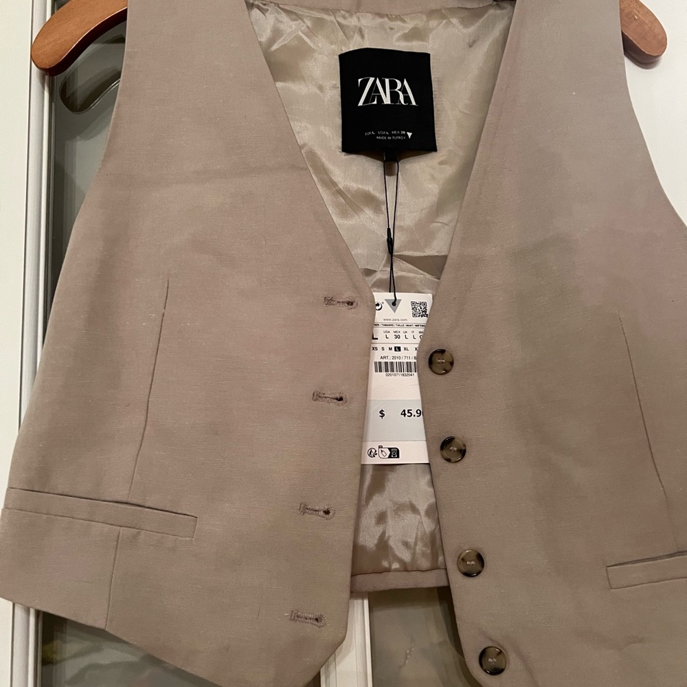 Zara Tan Buttoned Vest